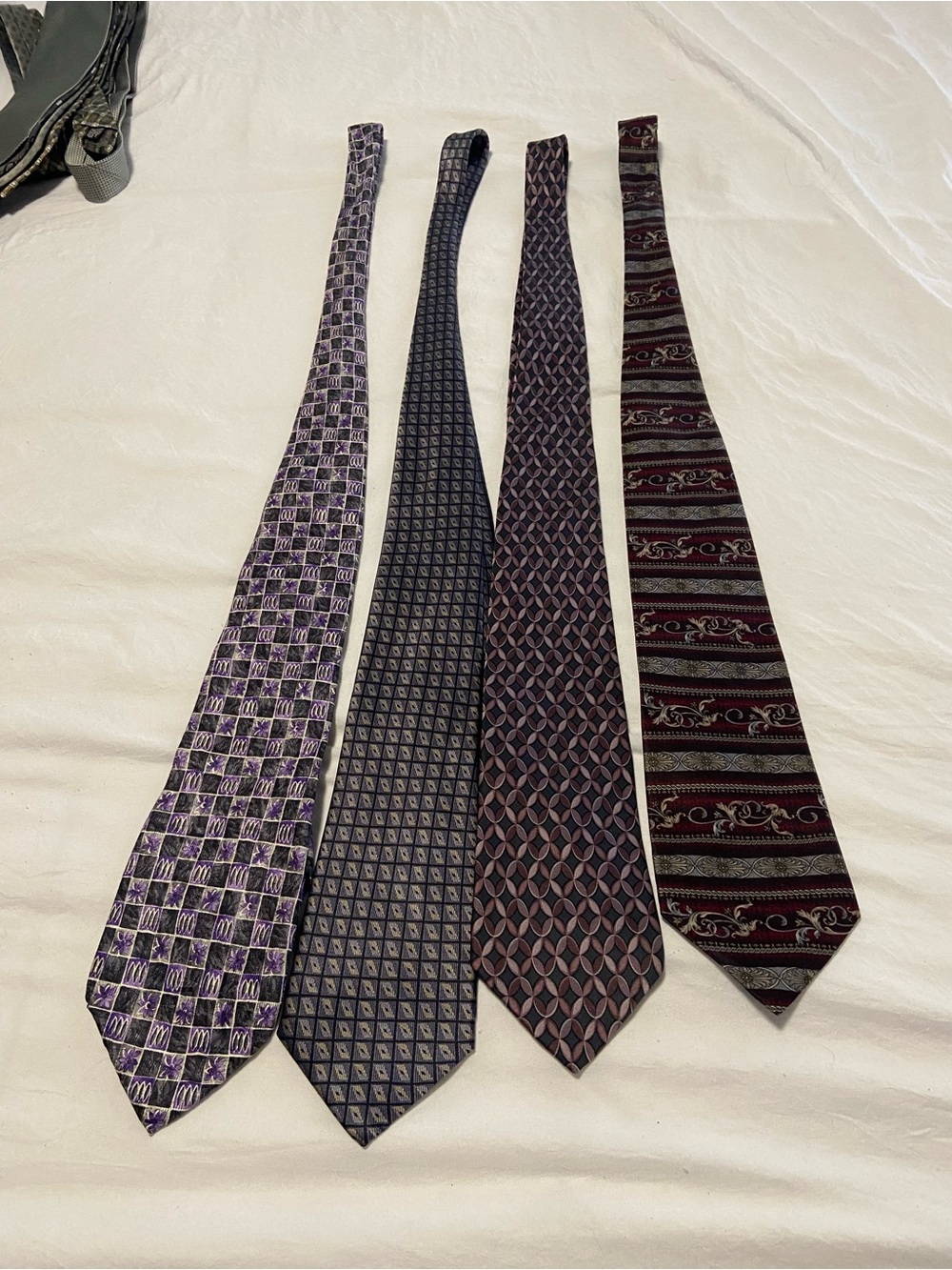 Men's Purple Patterned Necktie (Set of 4)